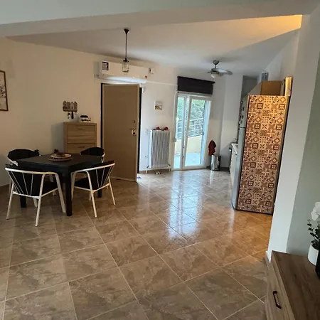 Kriopigi Apartment * קריופיגי